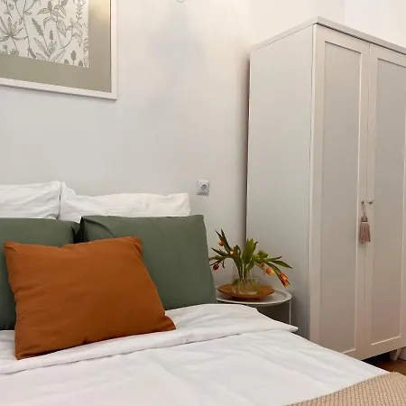 Apartment Heart Of Center