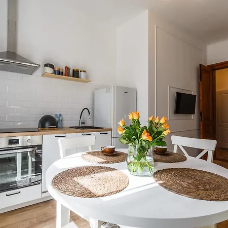 Apartment Heart Of Center *